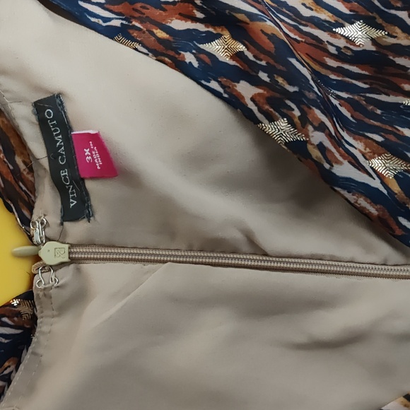 Vince Camuto Plus Size Metallic Printed Maxi Dress - Classic Navy 2x/3X - Picture 12 of 12